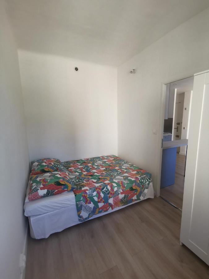 Appartement Au Coeur De Cassis Vue Sur Le Parc Ngoại thất bức ảnh