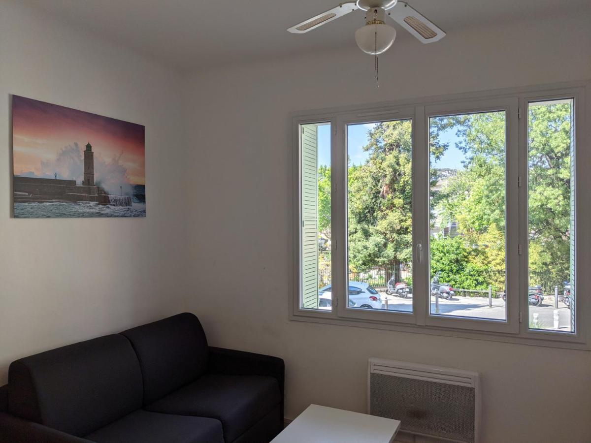 Appartement Au Coeur De Cassis Vue Sur Le Parc Ngoại thất bức ảnh